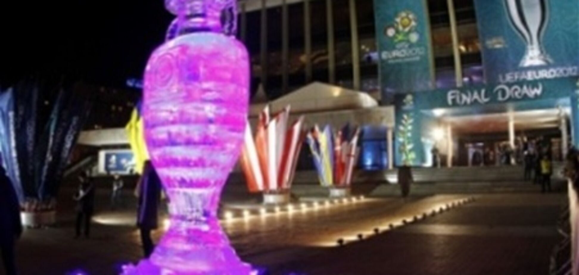 В Черкассах символы Евро-2012 воссоздадут изо льда