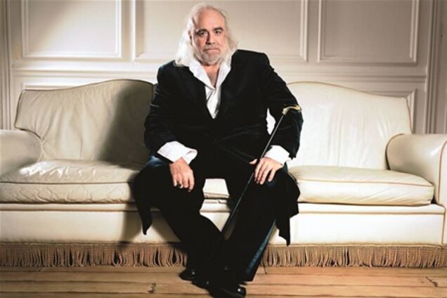 8 марта DEMIS ROUSSOS