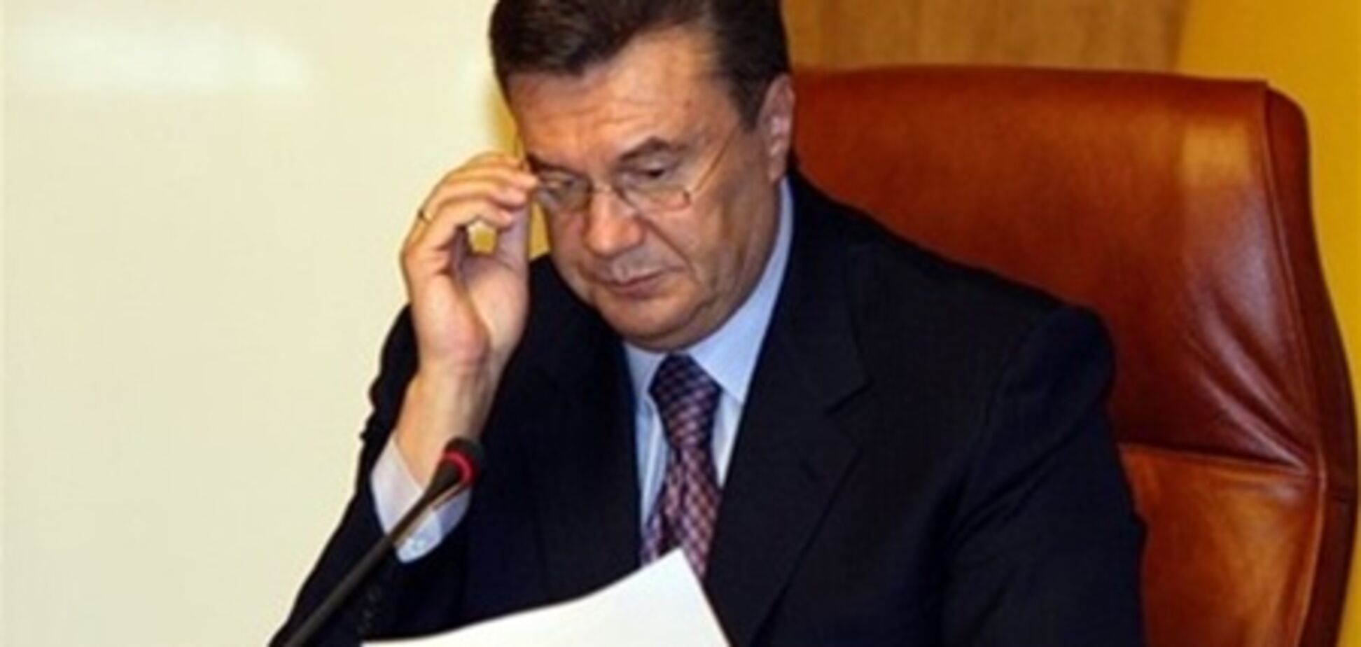 Янукович підписав сім законів