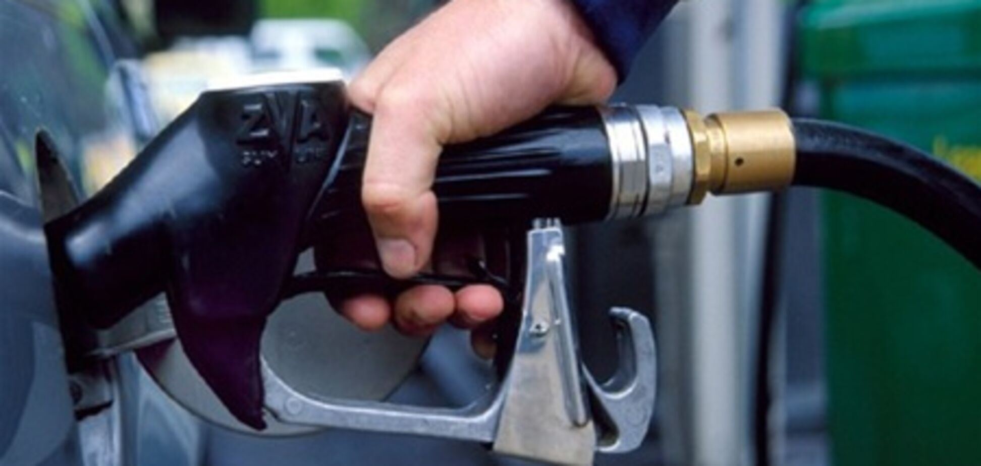 В Украине машины заправляют некачественным бензином
