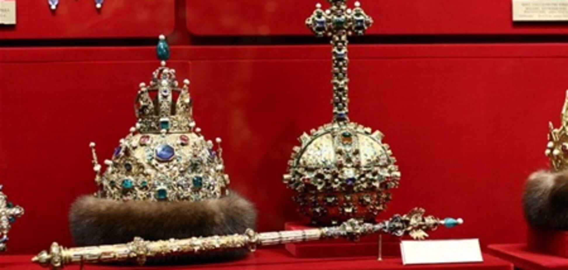 В Праге открыли выставку сокровищ рода Романовых