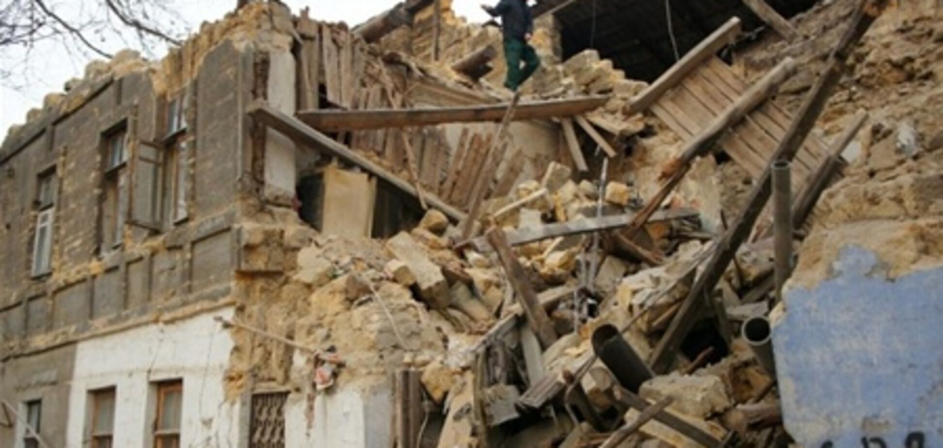 У центрі Одеси обвалився багатоквартирний будинок: люди врятувалися дивом. Фото