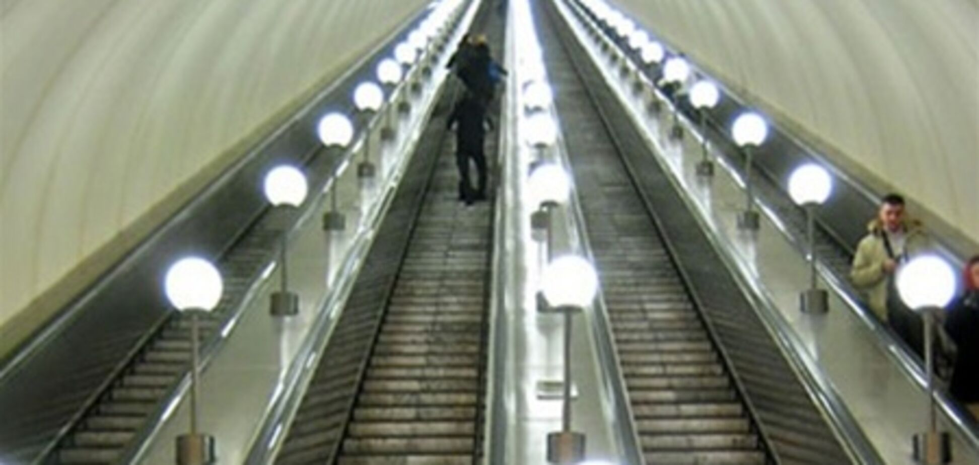 В метро начался ремонт эскалаторов