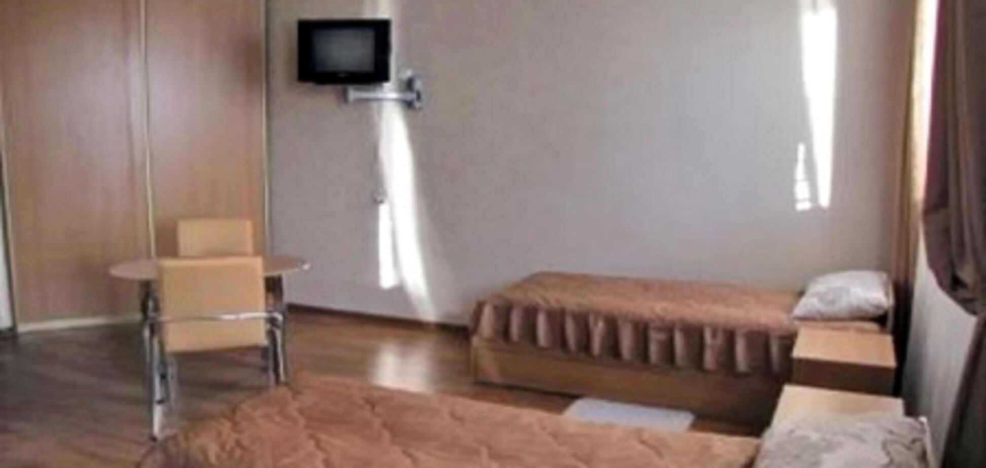 В камере Тимошенко сегодня пять раз меняли лампочку