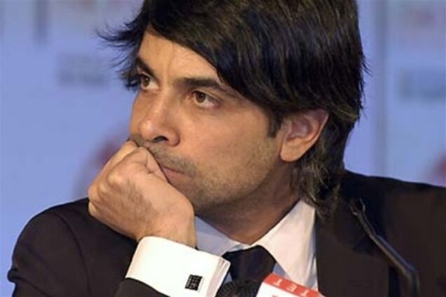 Арфуш в Новый год не изменил шапочке