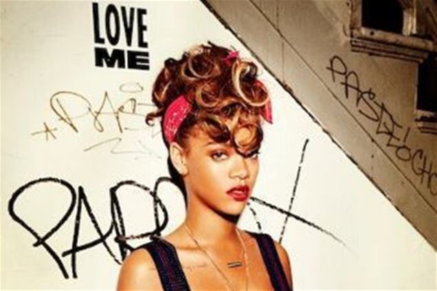 Рианна поставила абсолютный рекорд цифровых продаж