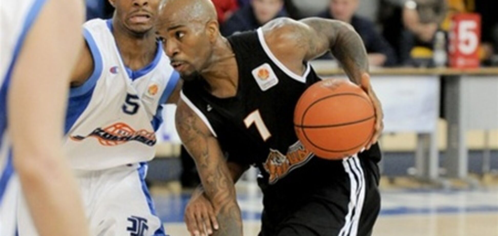 Суперлига. 'Азовмаш' смят в Донецке