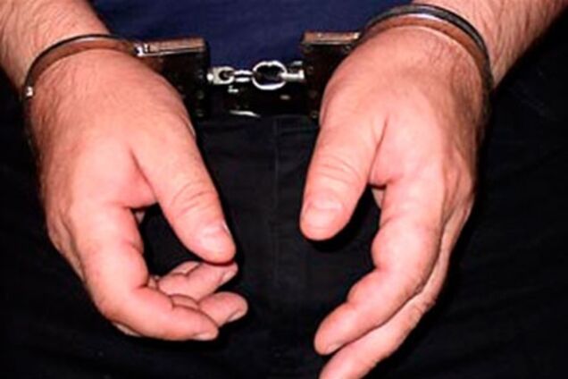 Чоловік раніше повернувся з роботи додому і затримав злодія