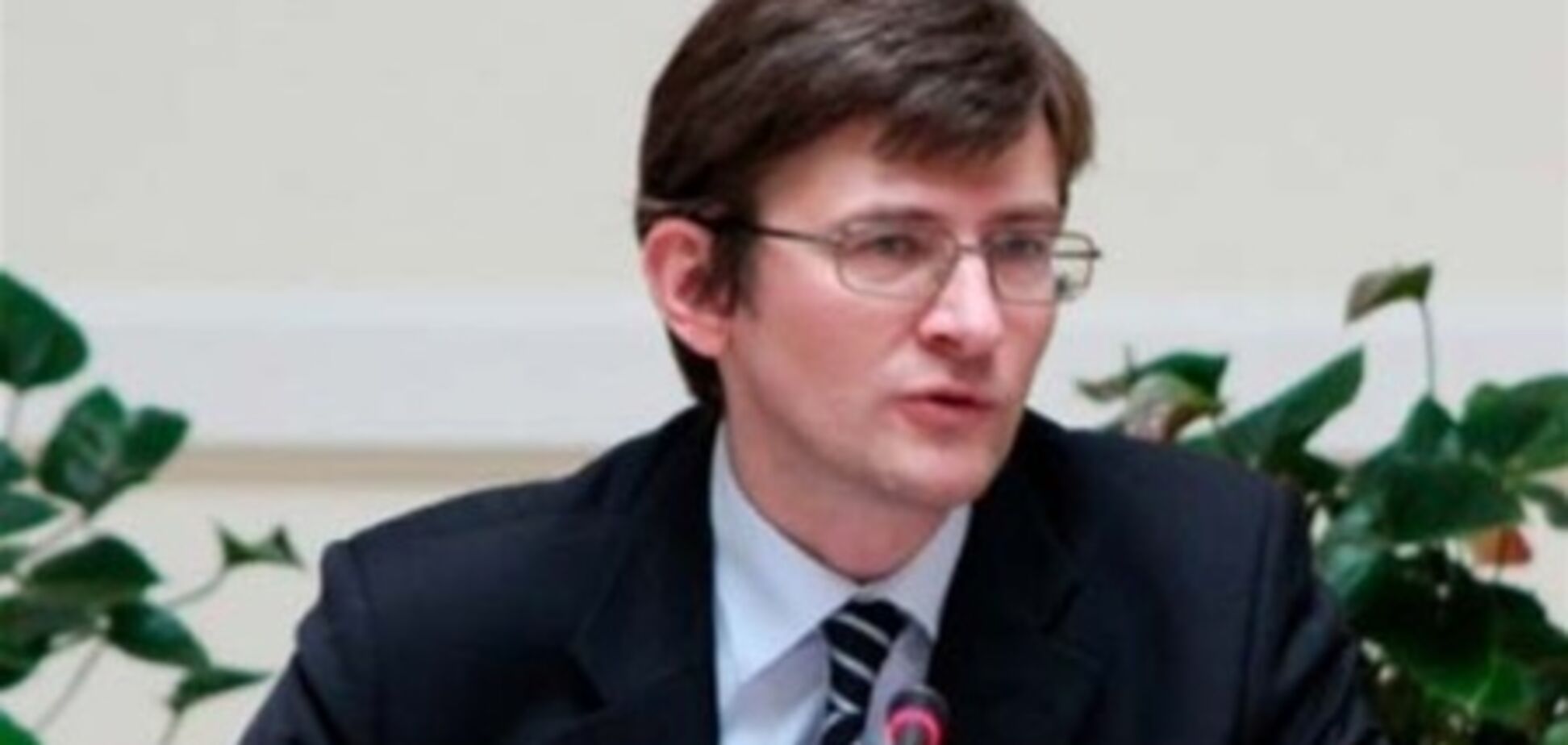 Магера пожаловался евродепутатам, на большое количество партий