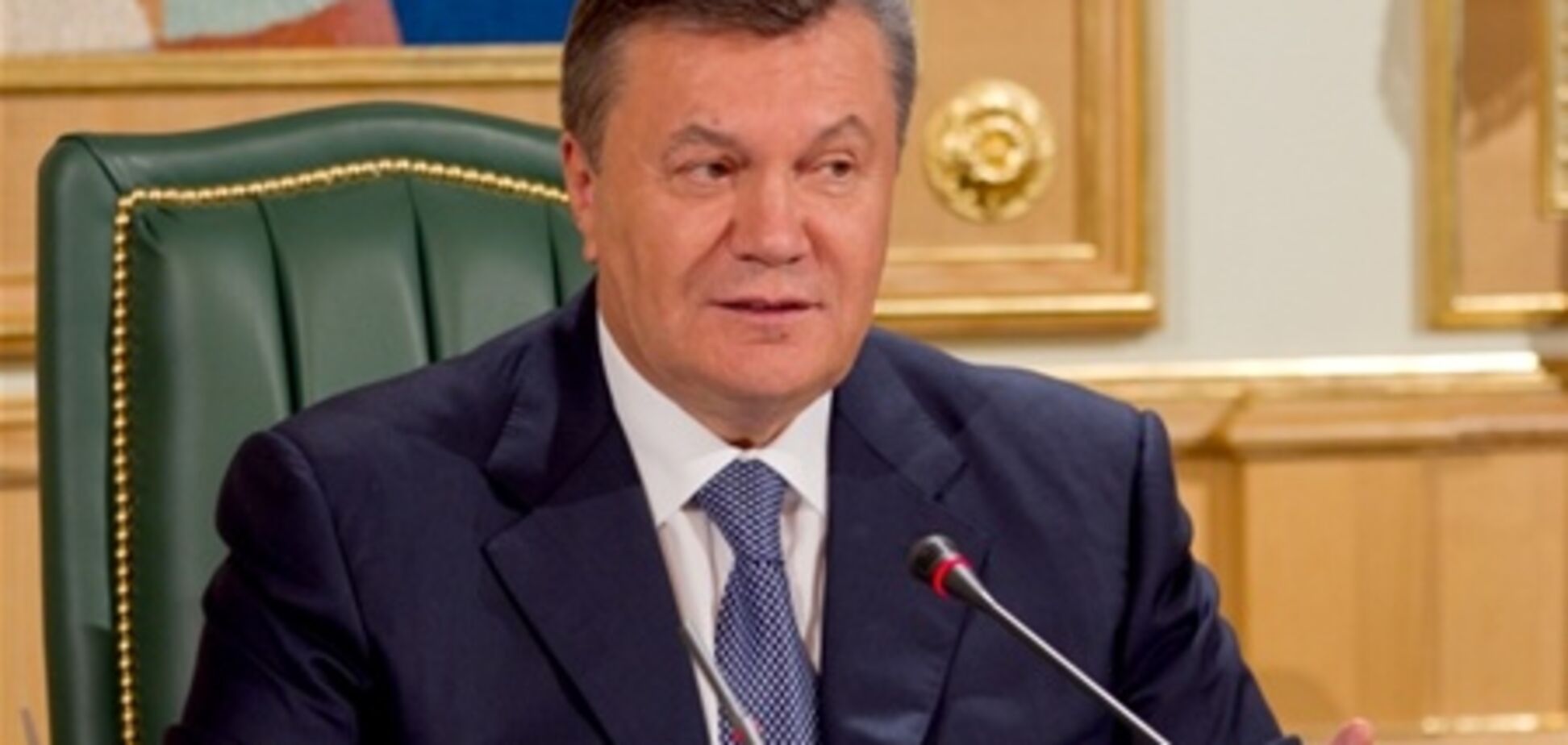 Янукович упевнений в необхідності біометричних паспортів
