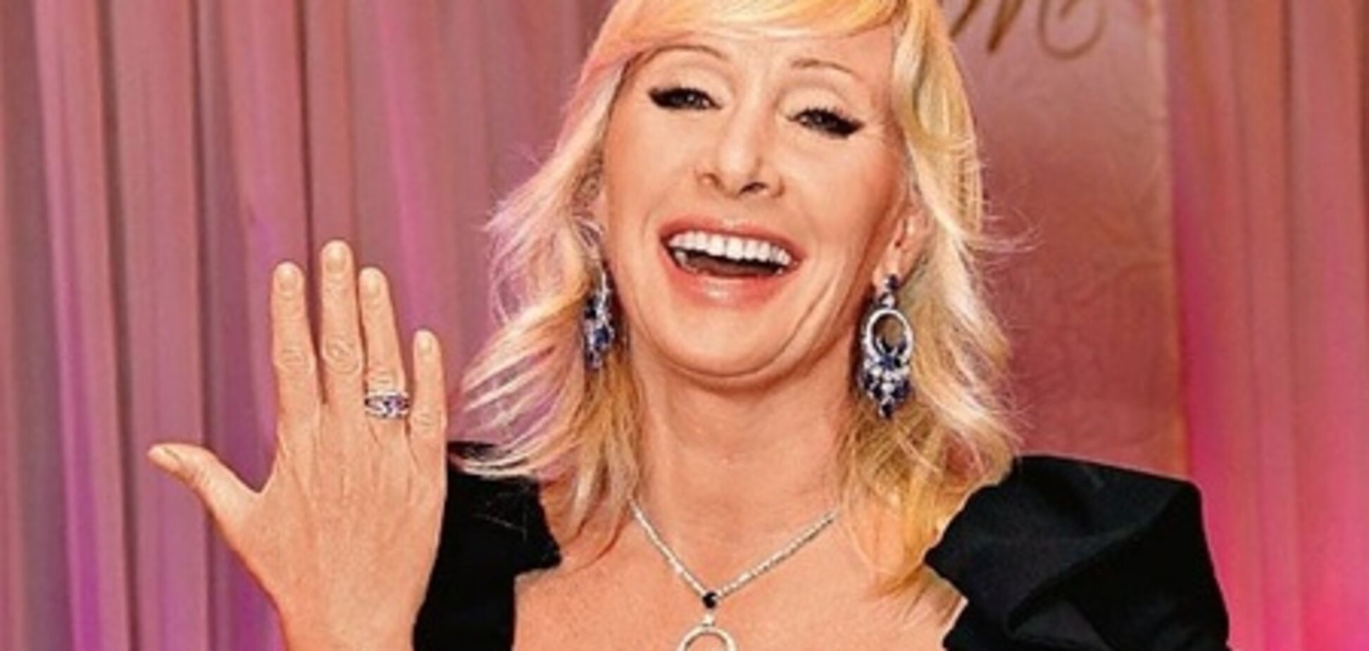 Оксана Пушкина связала себя узами брака