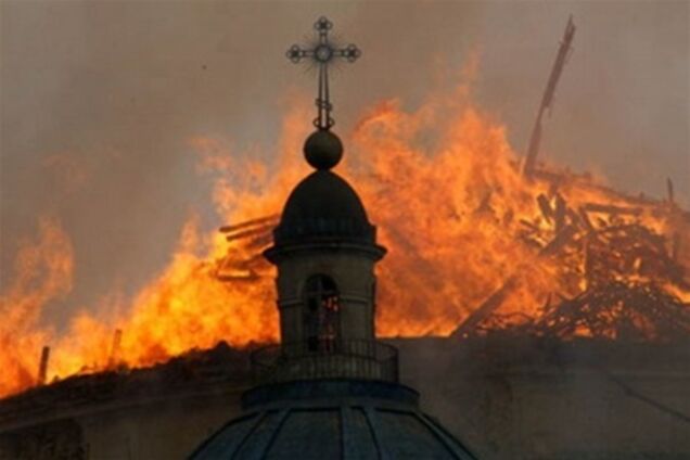 На Хмельнитчине горела столетняя церковь
