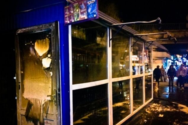 В Киеве горел киоск с сигаретами