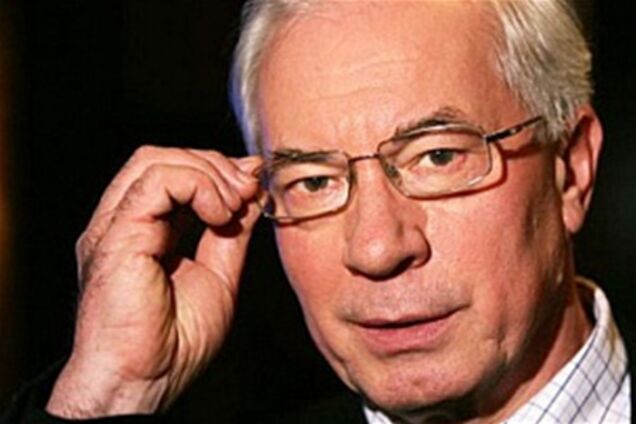 Азаров открыл проспект в Кривом Роге