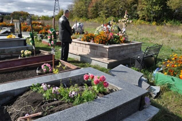 На Тернопольщине милиция задержала группу несовершеннолетних вандалов