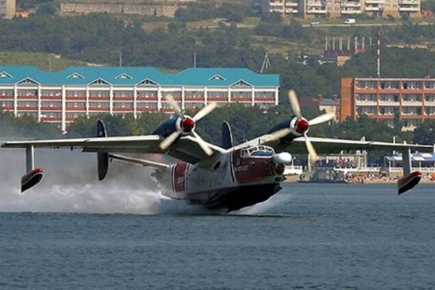 Под Севастополем упал самолет ЧФ РФ: трое погибших