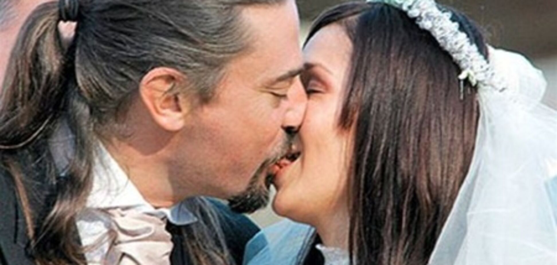 Она полюбила музыканта, а он оказался Карром