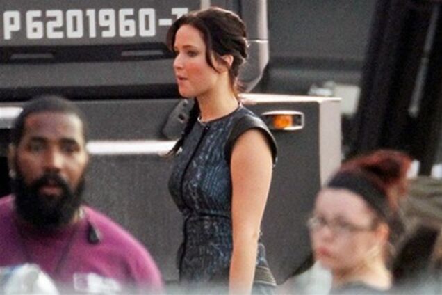 Дженнифер Лоуренс на съемках сиквела 'Голодных игр'