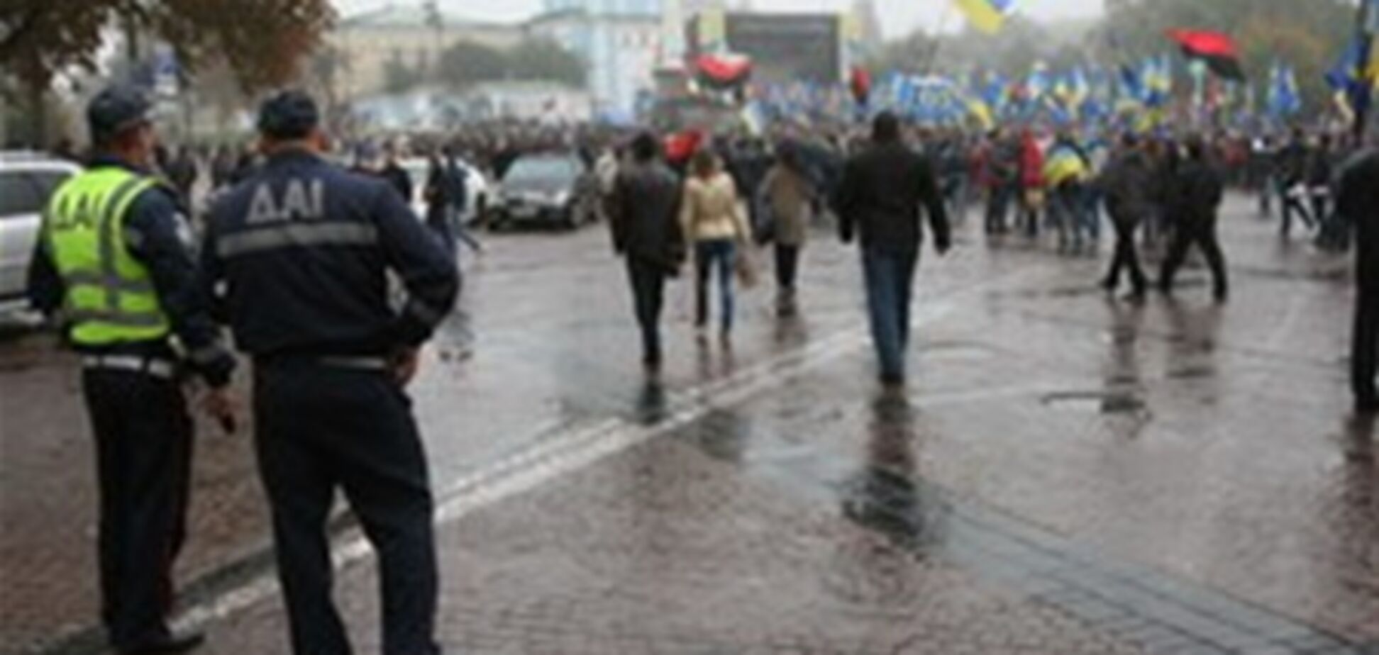 В Киеве праздник УПА и Покрова отмечали около 7 тысяч человек