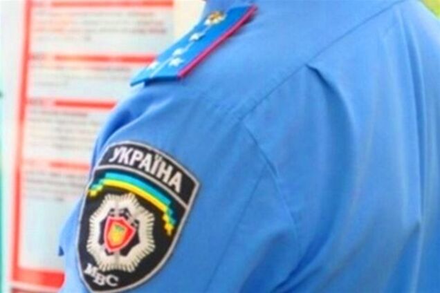 На Киевщине дебошир повредил милицейскую машину