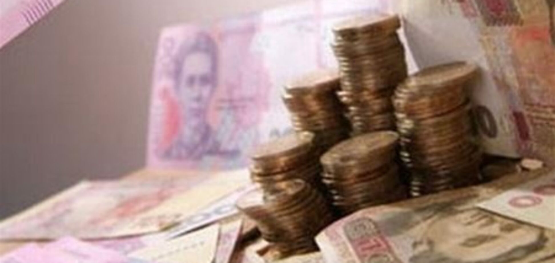 Гривню до конца года ожидает девальвация - эксперты