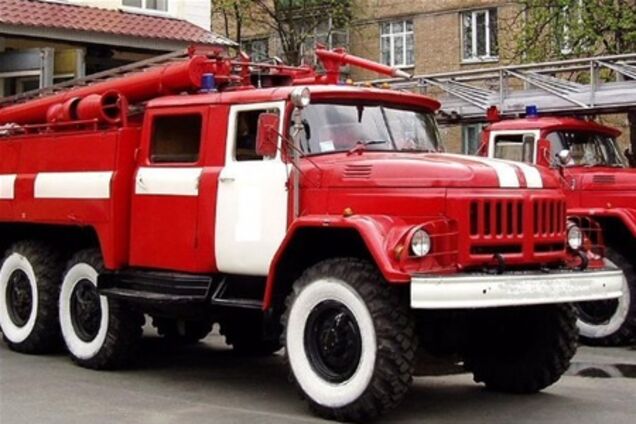 На Крещатике из-за вывески загорелся салон красоты