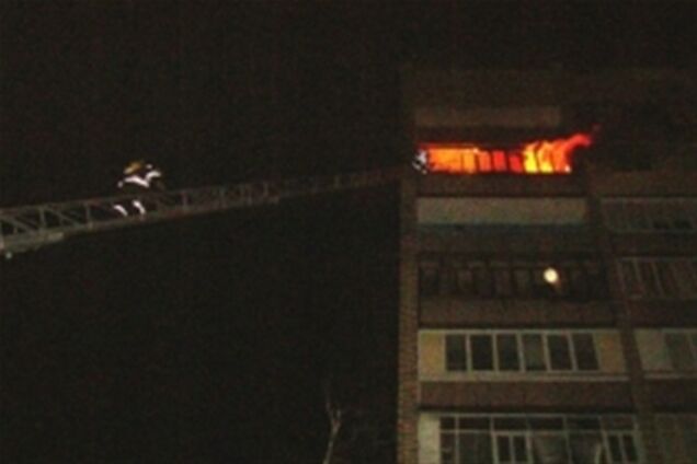 В киевской девятиэтажке сгорела квартира