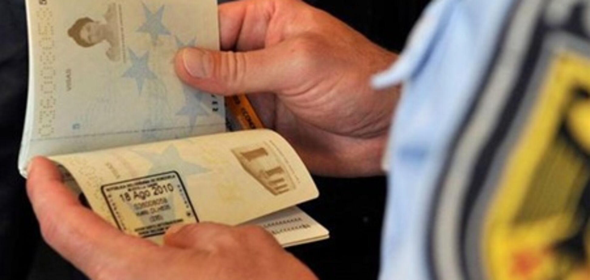 ЄС готовий скасувати візи для України в 2014 році. Але є умови