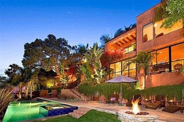 Кристен Стюарт решила купить дом за 2.195 $ млн