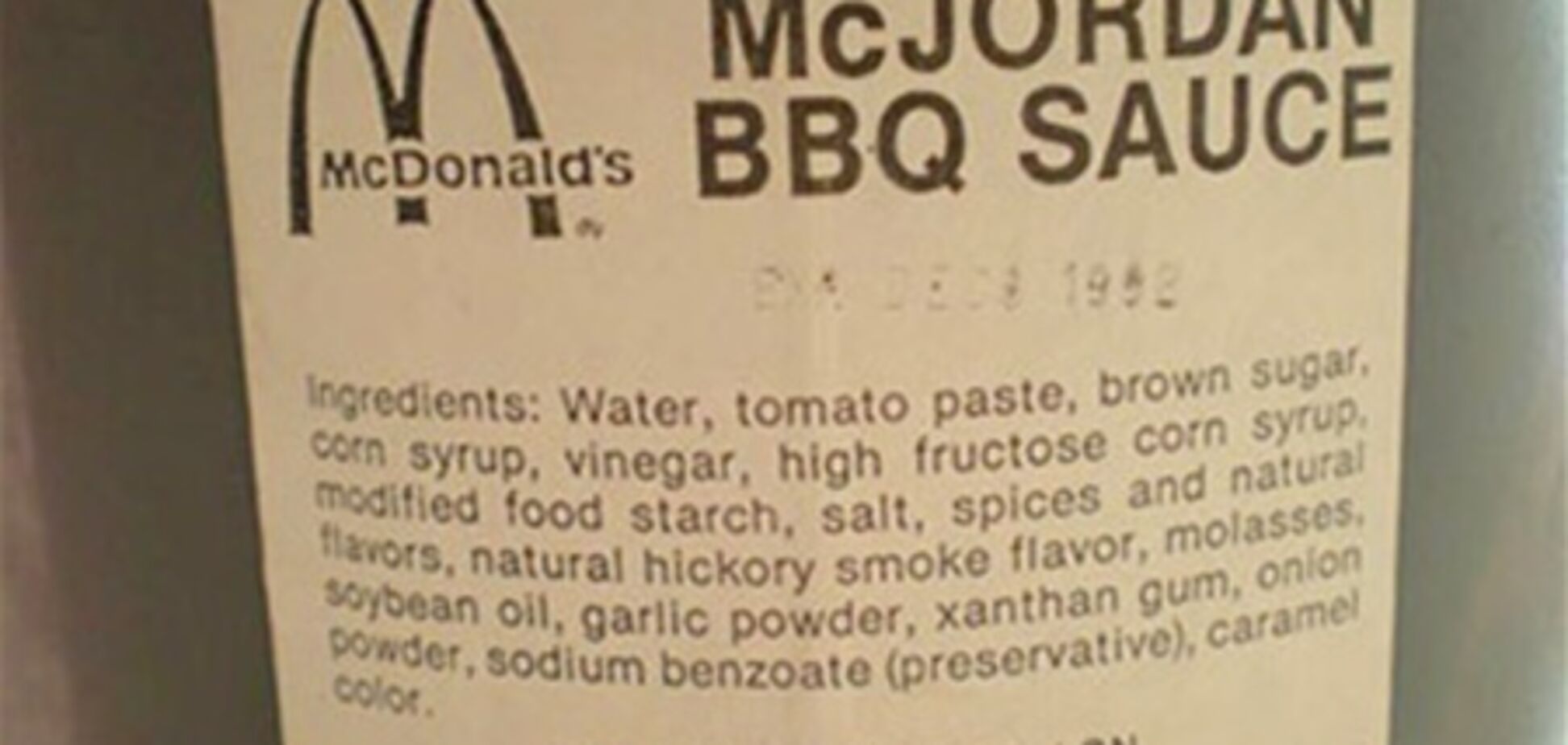 Просроченный соус из McDonald's продали за 10 тысяч долларов