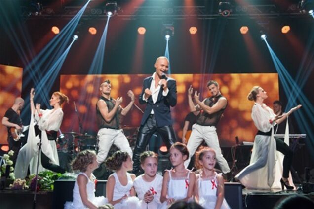 Звезды оторвались на концерте Дарвина. Фото