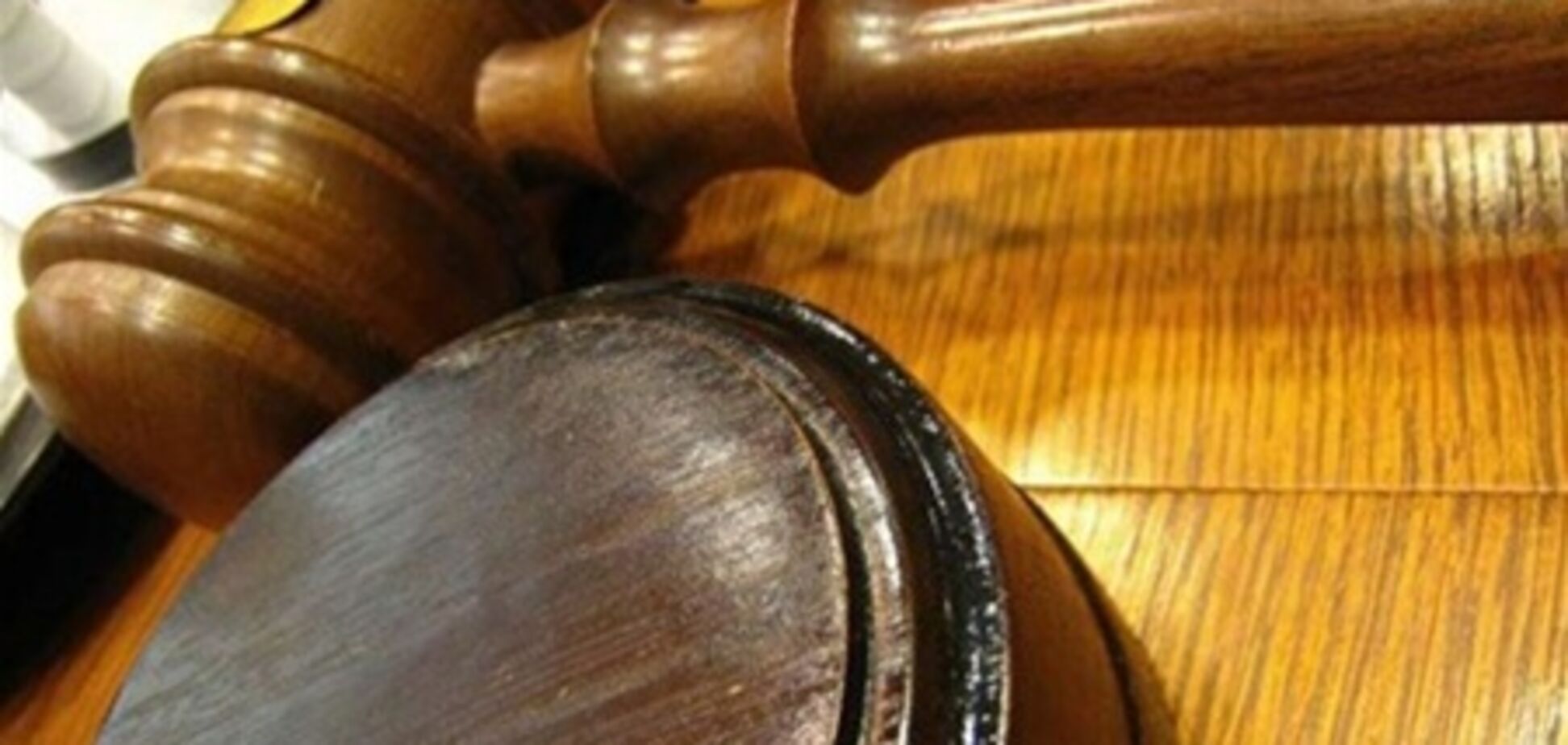 Трьох чоловіків засудили за спробу продати 34 кг ртуті
