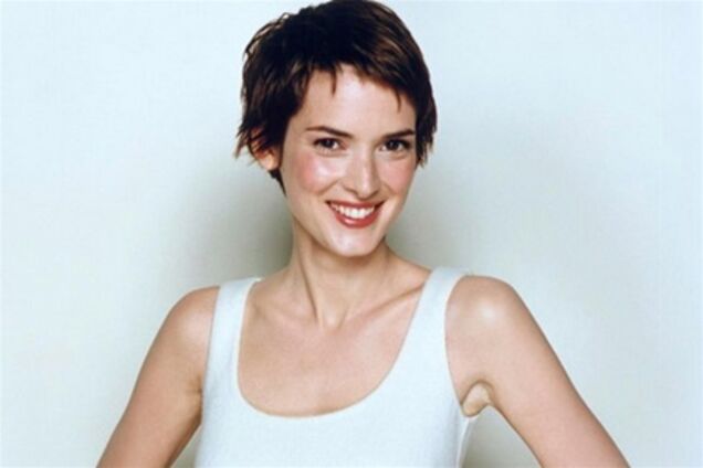 Улыбчивая и естественная Вайнона Райдер: год 2000