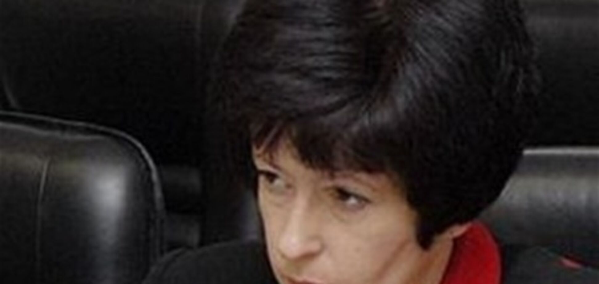 Омбудсмен: ЦИК должен вывесить таблички 'Видеонаблюдение в кабинках не ведется'