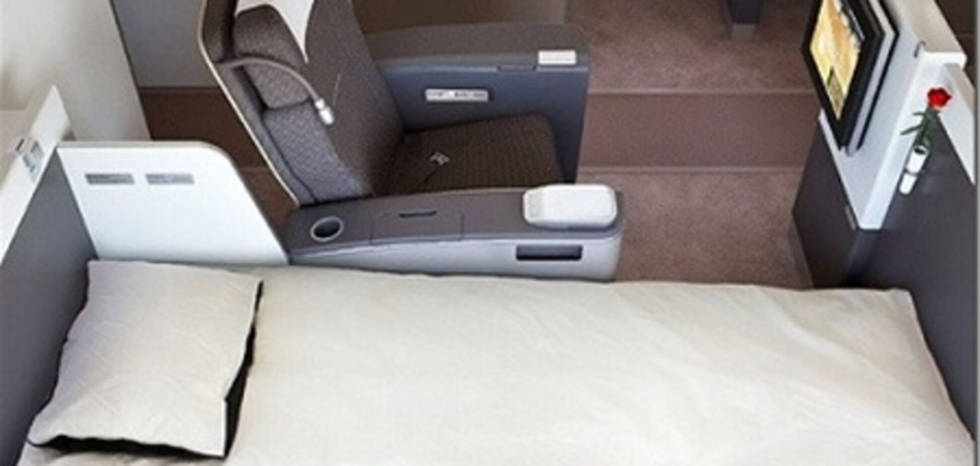На самолетах 'Austrian Airlines' установят кровати