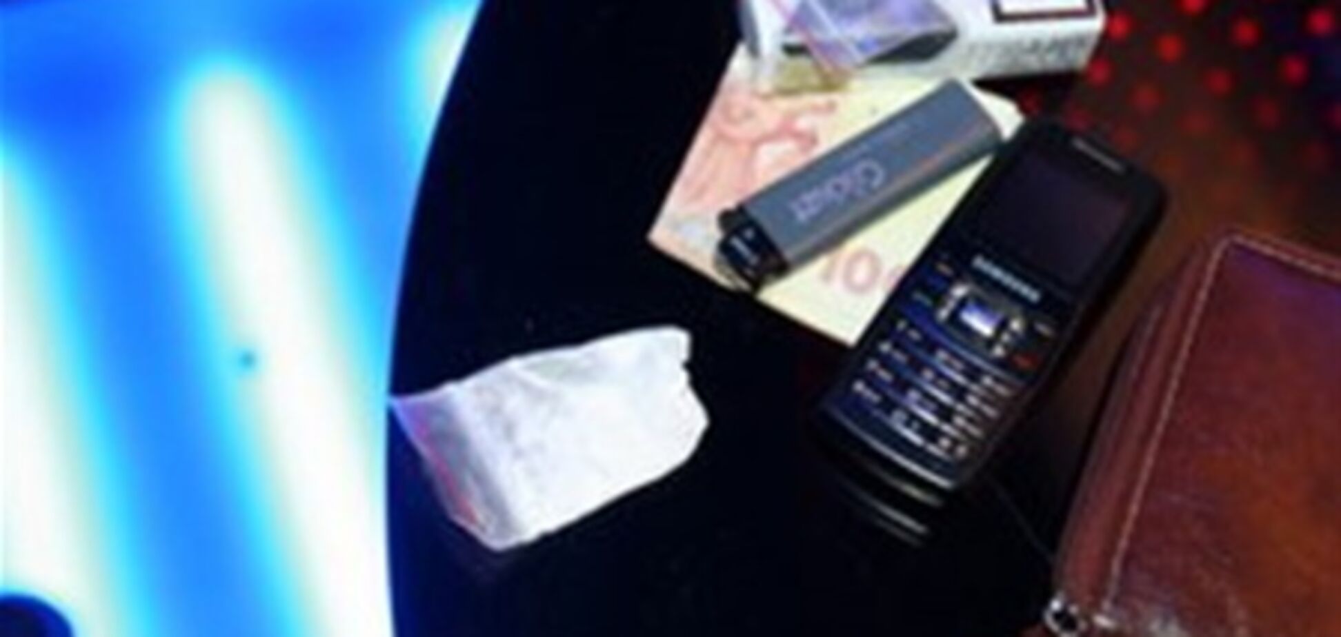 В киевском ночном клубе поймали посетителей с наркотиками