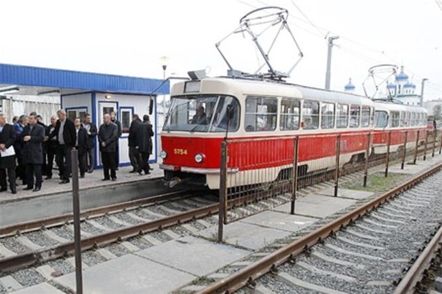 На скоростной троещинский трамвай выделили не все деньги