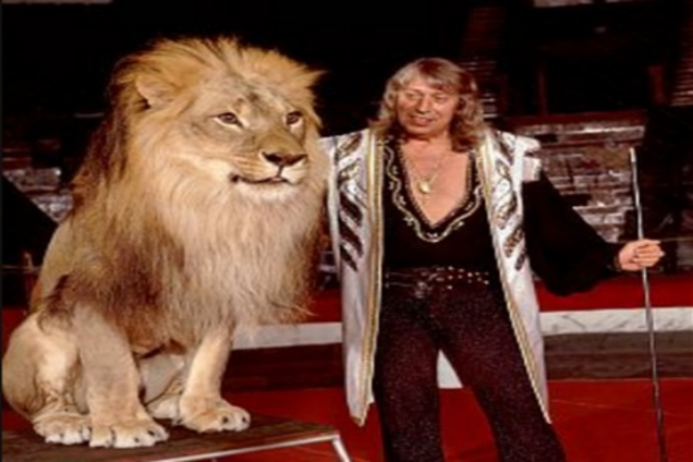 Янукович выразил соболезнования в связи со смертью легендарного дрессировщика