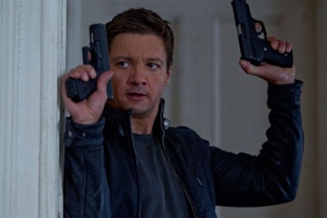 Джереми Реннер станет сыном Аль Пачино