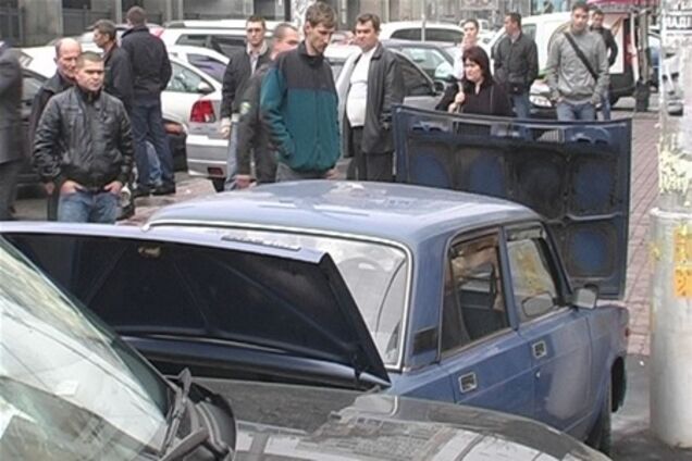 В Киеве женщина на джипе устроила крупное ДТП. Фото 