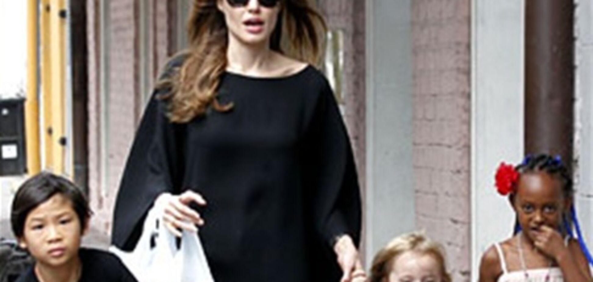 Пакс и Зара Джоли-Питт появятся в фильме с Анджелиной