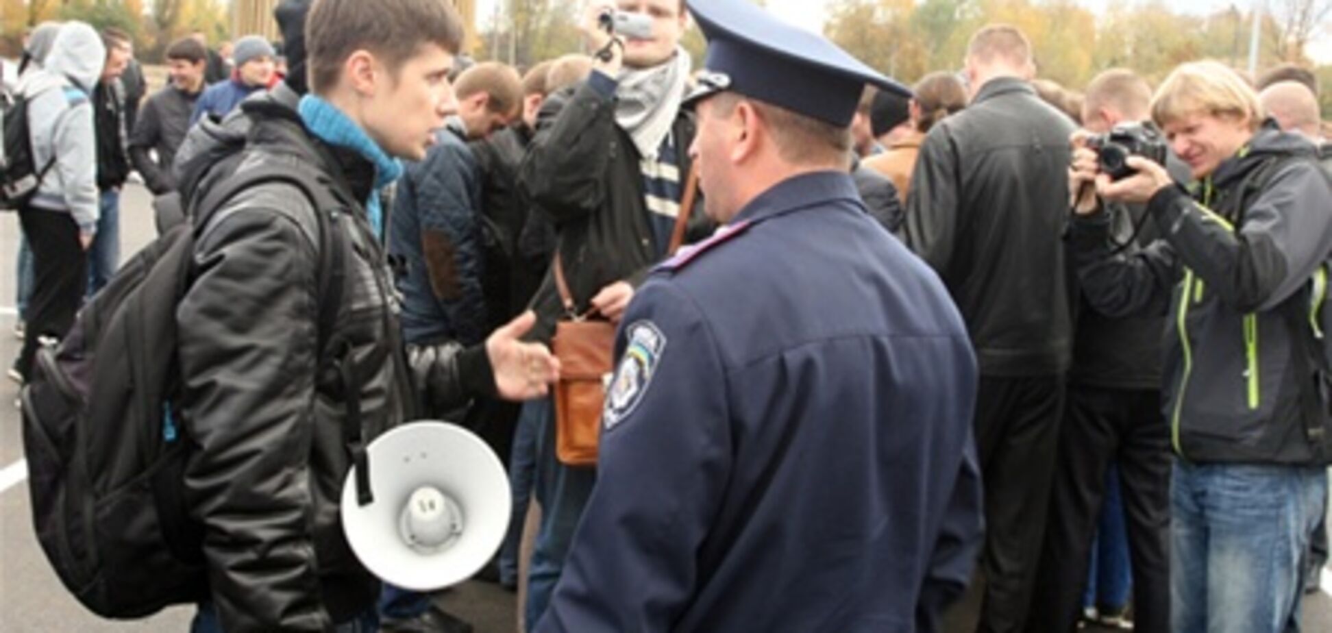 В Киеве на станции 'Ипподром' задержали митингующих