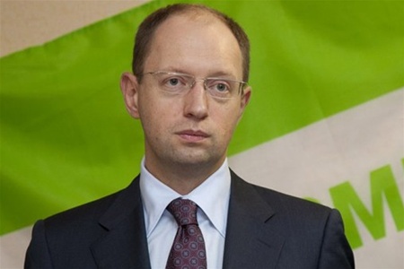 Яценюк: необходимо создать одну демократическую партию