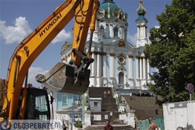 Реконструкция Андреевского спуска подорожала 