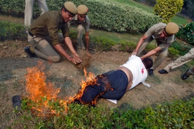 В Тибете за неделю - пять самосожжений