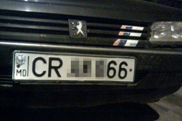 Перед выборами число авто с иностранными номерами в Киеве выросло вдвое