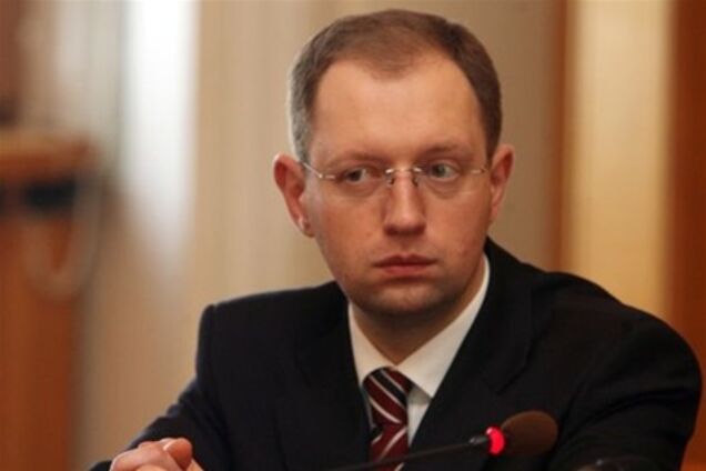 Яценюк уговорил комиссию выдать ему бюллетень с ошибкой