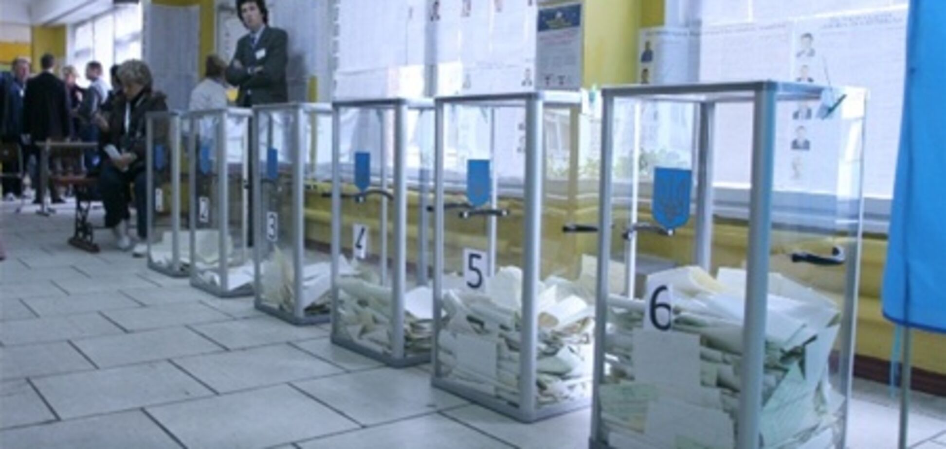 Национальный экзит-полл: Партия регионов - 28,1%, Батьківщина - 24,7%