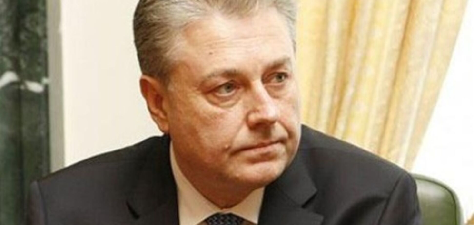 Посол: українцям у Росії завадив проголосувати мокрий сніг