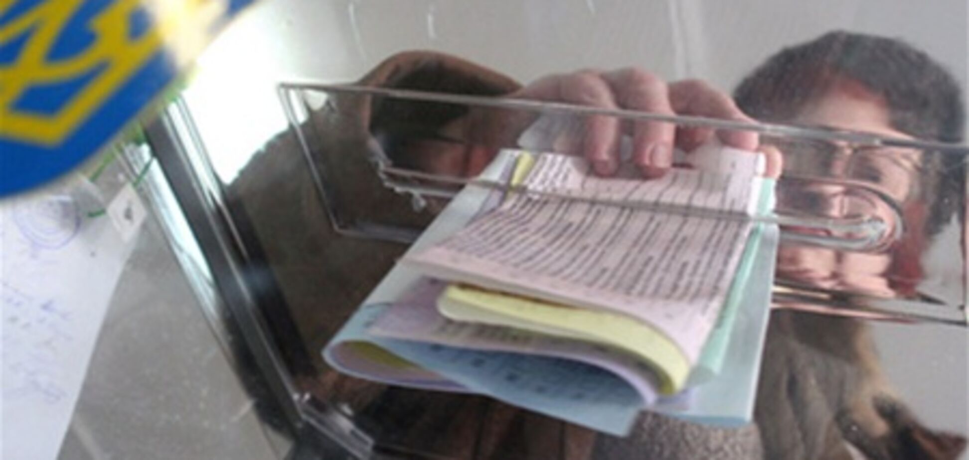 Маршрутки в Ривном развозят льготников на избирательные участки